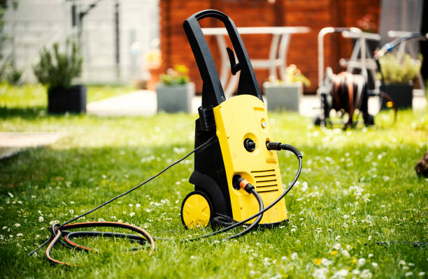 Best Playground Equipment Cleaning  in Wanakah, NY